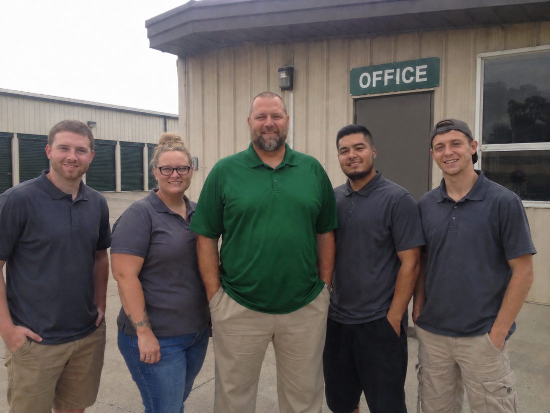 Pest control professionals in Clearwater, FL